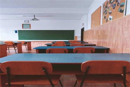 黑河起重机指挥证Q1在哪里能报（分4步完成报考）