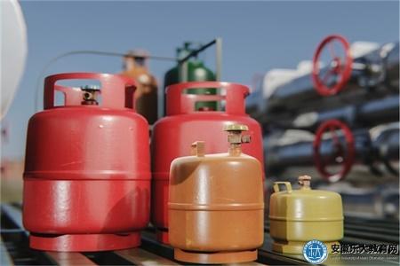 有阜陽初級消防證月收入、補貼標準
